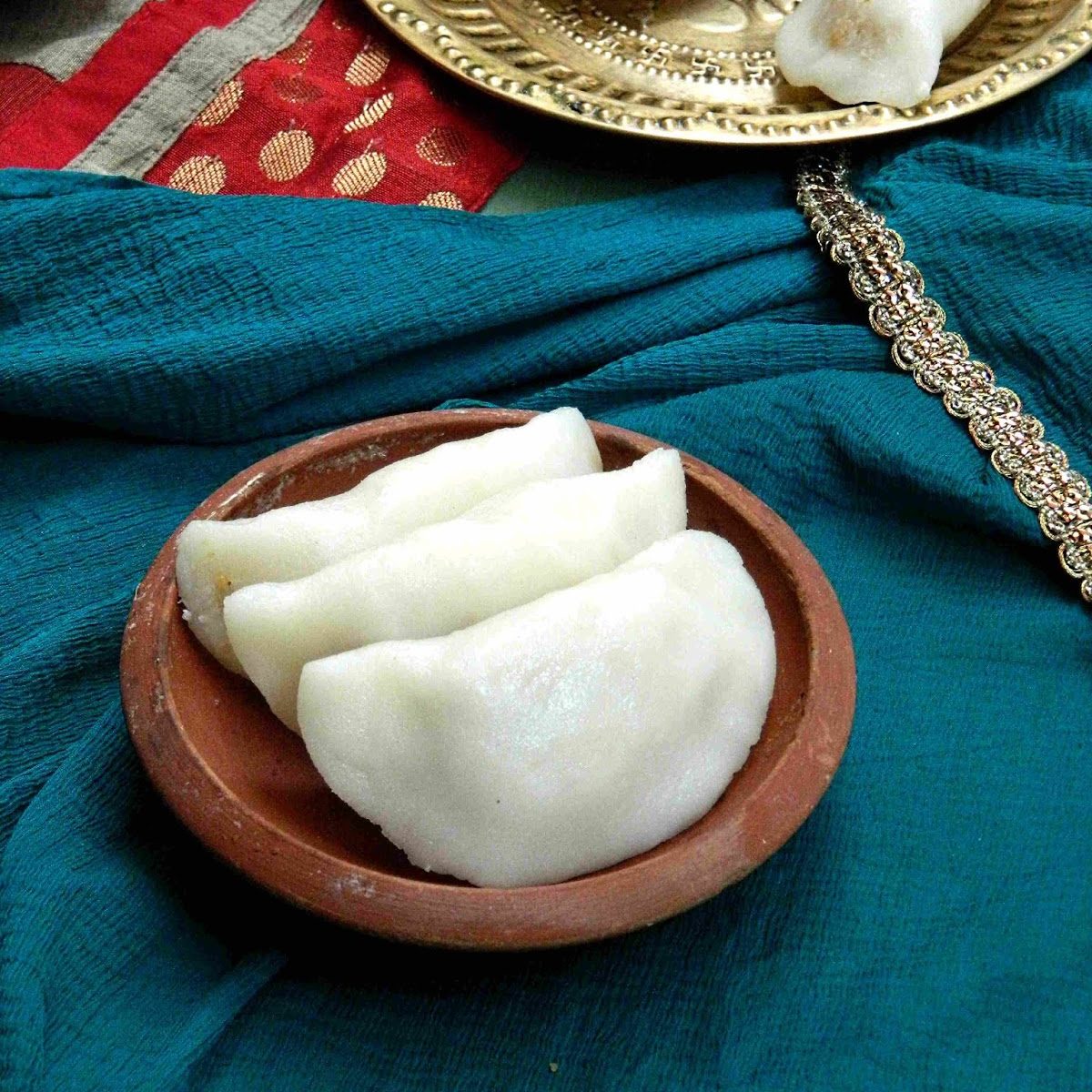 Potato Kurma Urulaikilangu Sambar for Idli and Dosa - Nitha Kitchen